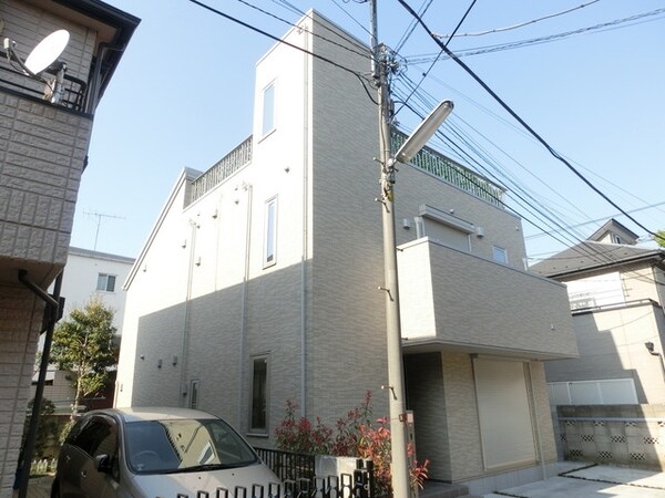 外観(★閑静な住宅街で住環境良好です★)