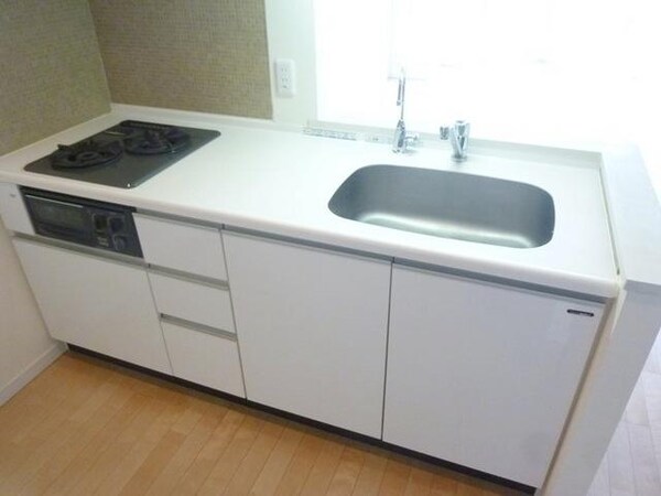 キッチン(カウンター付き２口ガスコンロキッチン)