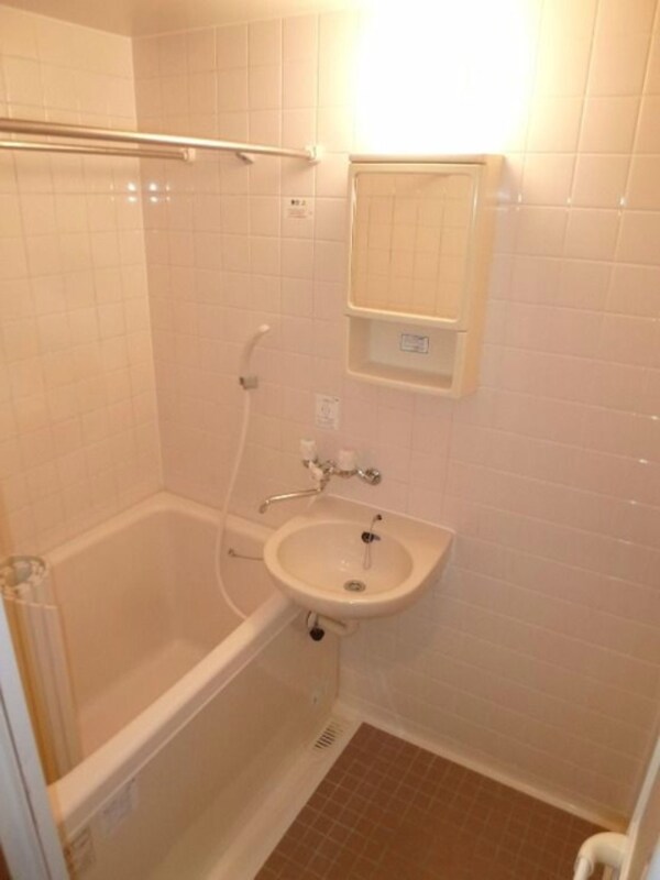 バス／シャワールーム等