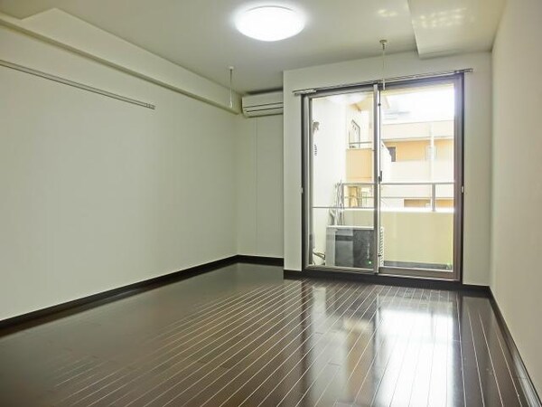 リビング・居室(★ゆったり8.9帖居室★)