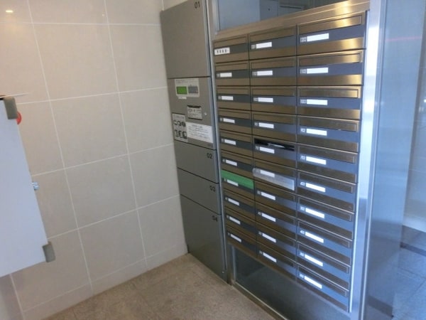 エントランス(宅配ＢＯＸ)