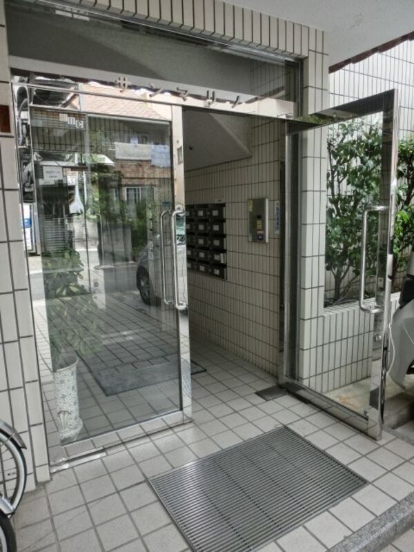エントランス(オートロック対応エントランス)