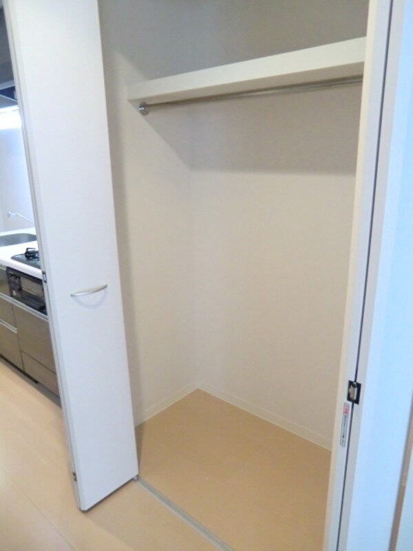 収納(★うれしい大型ＣＬ完備★)