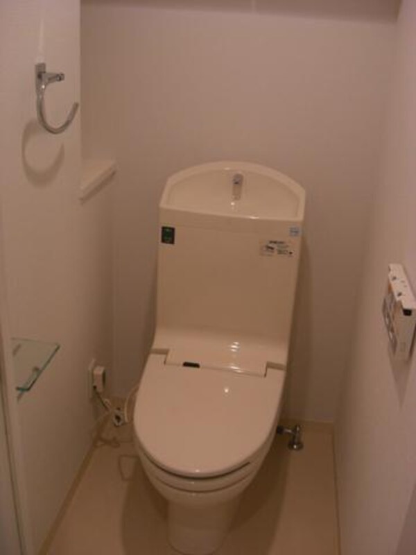 トイレ(うれしいシャワートイレ)