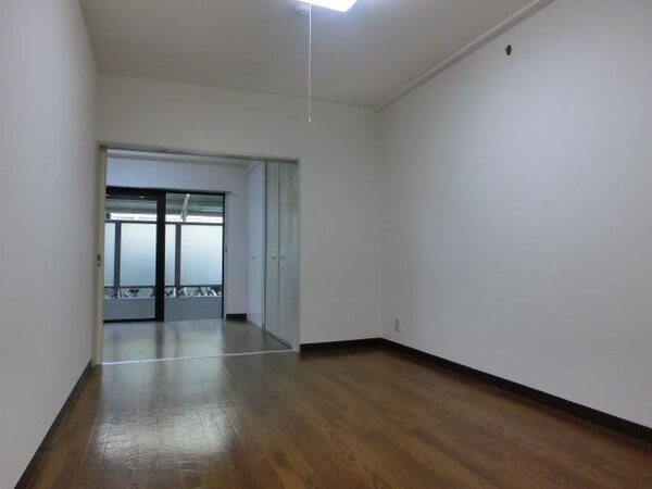 その他室内・内装(クッションフロアで広々したお部屋)