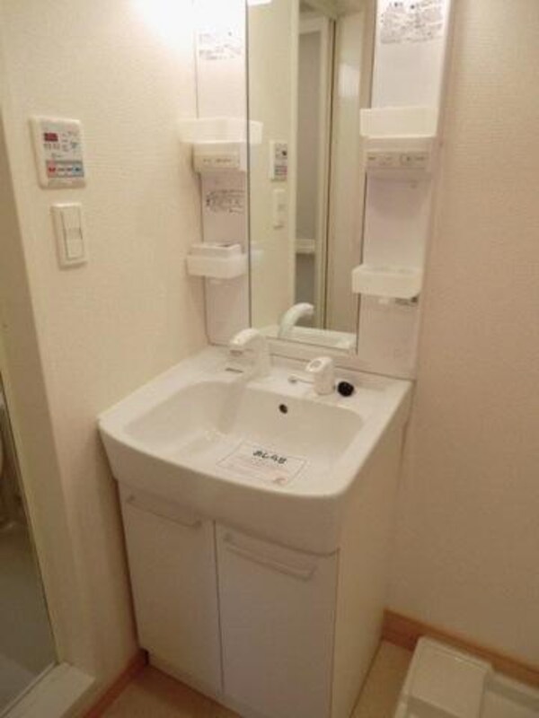 洗面(シャンプードレッサー)