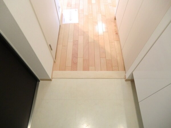 玄関(★キレイな玄関部分★)