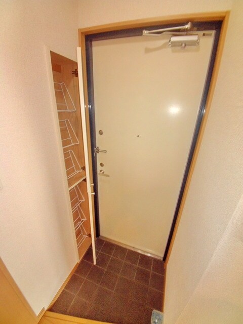 物件内観写真12　(シューズボックス付)