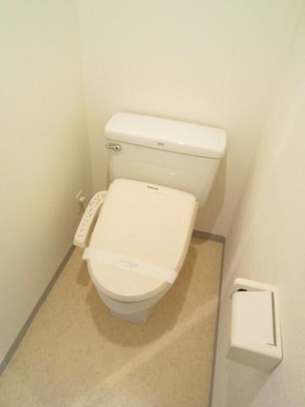 トイレ(別部屋参考写真)