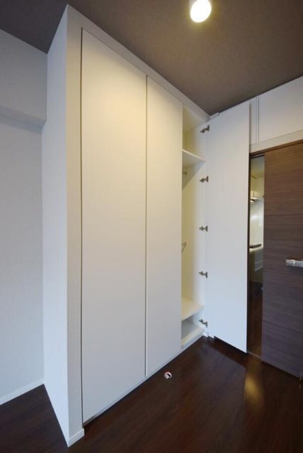 収納(クローゼット)