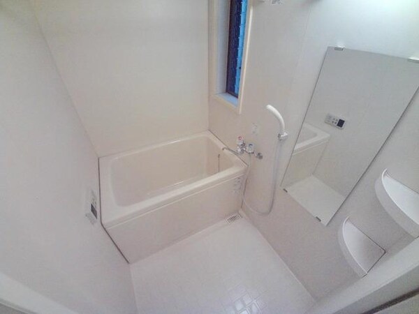 バス／シャワールーム等(追焚・浴室乾燥機付バスルーム)