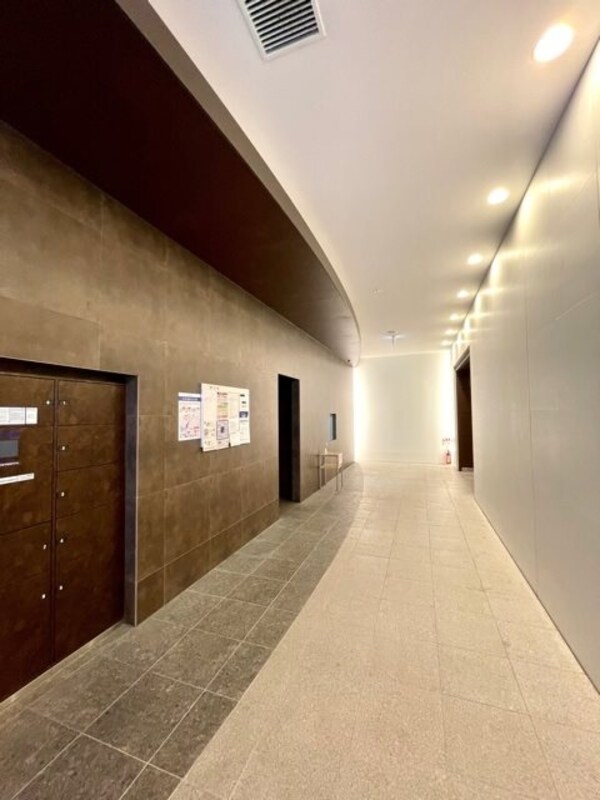 エントランス(エントランス)