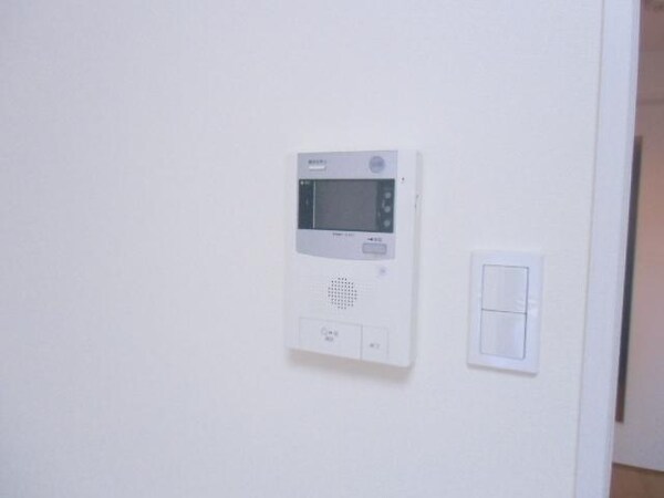 設備(モニター付オートロック)