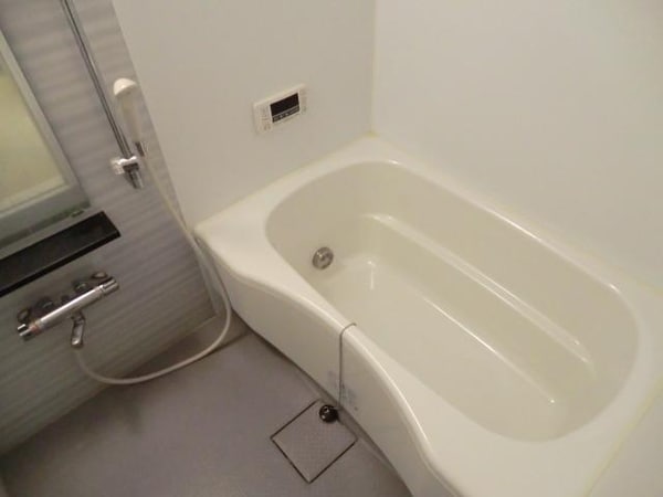 バス／シャワールーム等(追い焚き、浴室乾燥機付きバス)