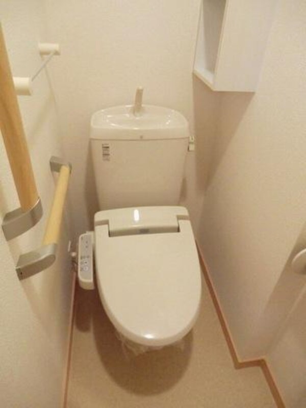 トイレ(ウォシュレット付)
