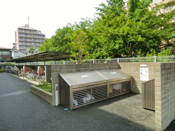共有部分(専用ゴミ置き場あり)