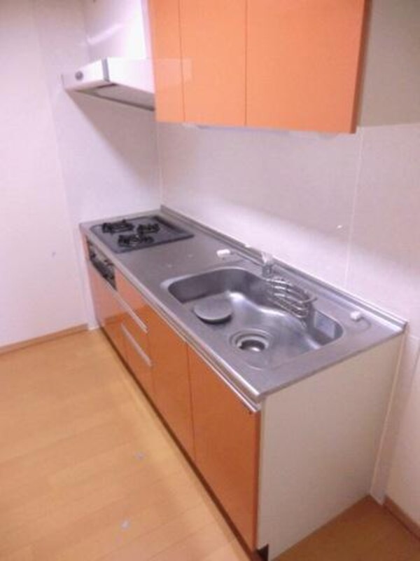 キッチン(３口グリル付システムキッチン)