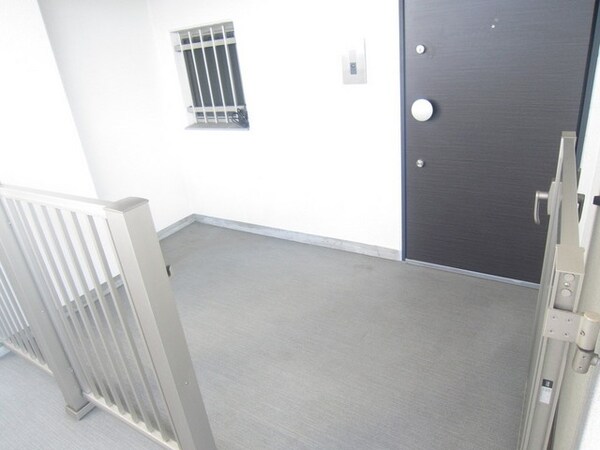 玄関(専用ポーチ♪)