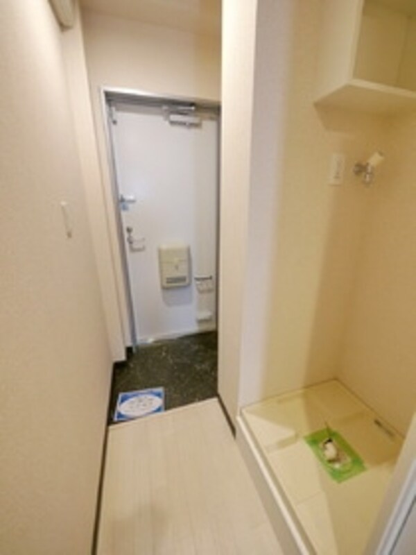 玄関(同タイプの写真です。)