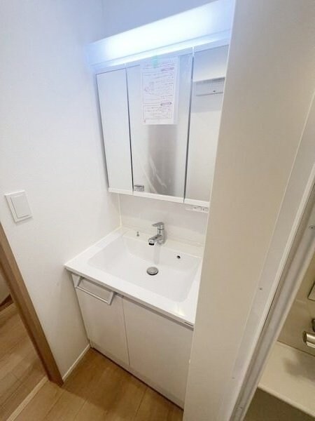 物件内観写真17　(洗面)