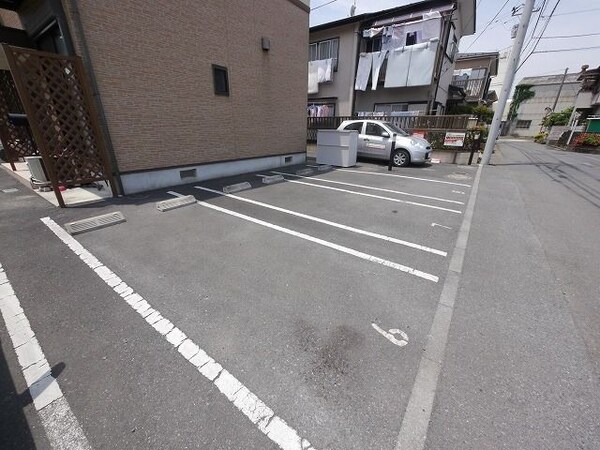 駐車場(★敷地内駐車場です★)