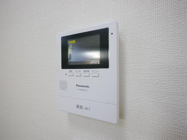 設備(★モニター付きインターホンです★)