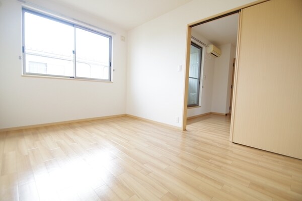 子供部屋(★明るいお部屋です★)