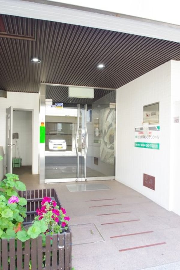 エントランス(★お問い合わせ・ご来店はタウンハウジングまで★)