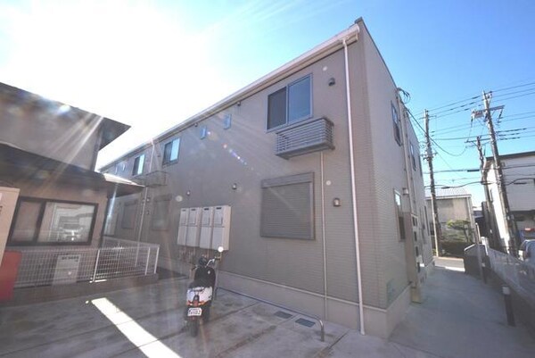 外観(★　おしゃれな建物で気分が上がります　★)