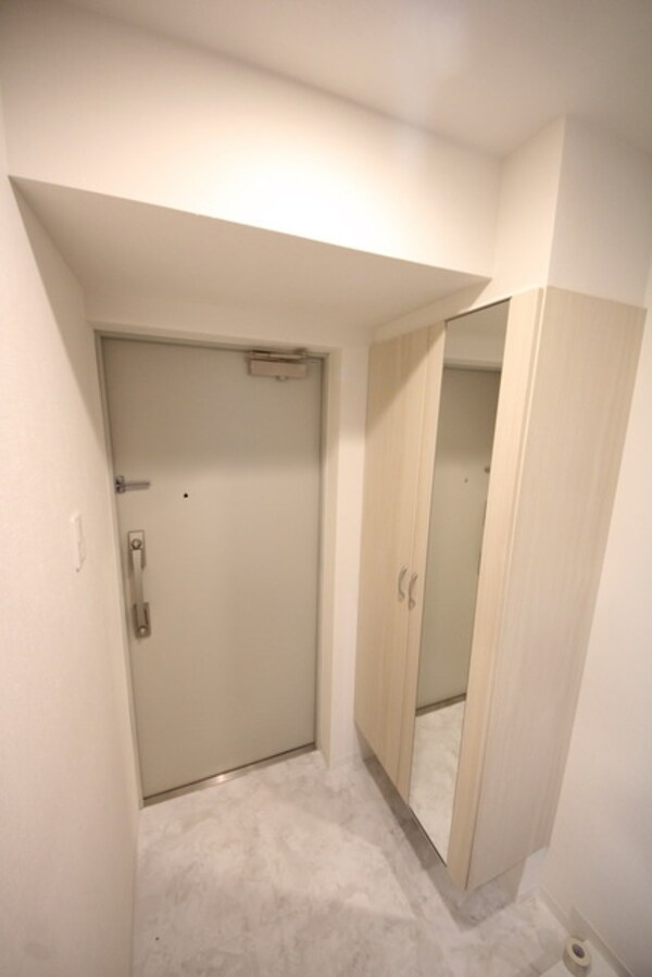 玄関(★同施工会社・同仕様★)