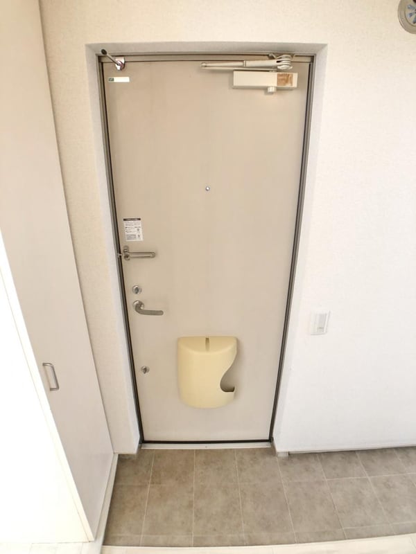 玄関(★見学希望等はタウンハウジング中央林間店までお気軽に♪★)