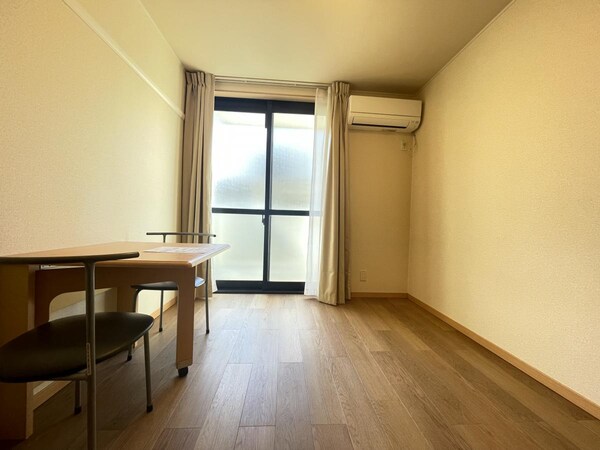 子供部屋(リビング/居室)