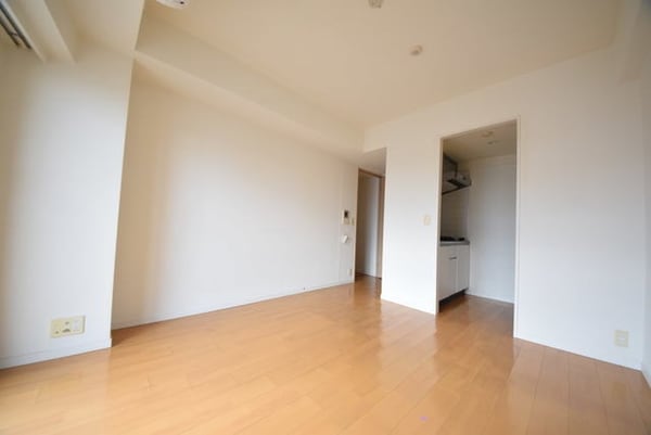 寝室(★人気のフローリングのお部屋★)