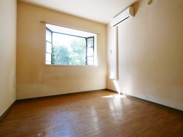 子供部屋(★綺麗な室内です★)