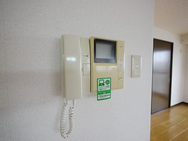 設備(★モニター付きインターホンです★)