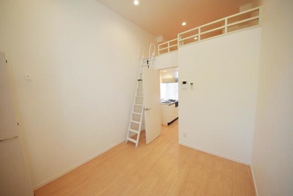 リビング・居室(★　ゆったりとした洋室です　★)