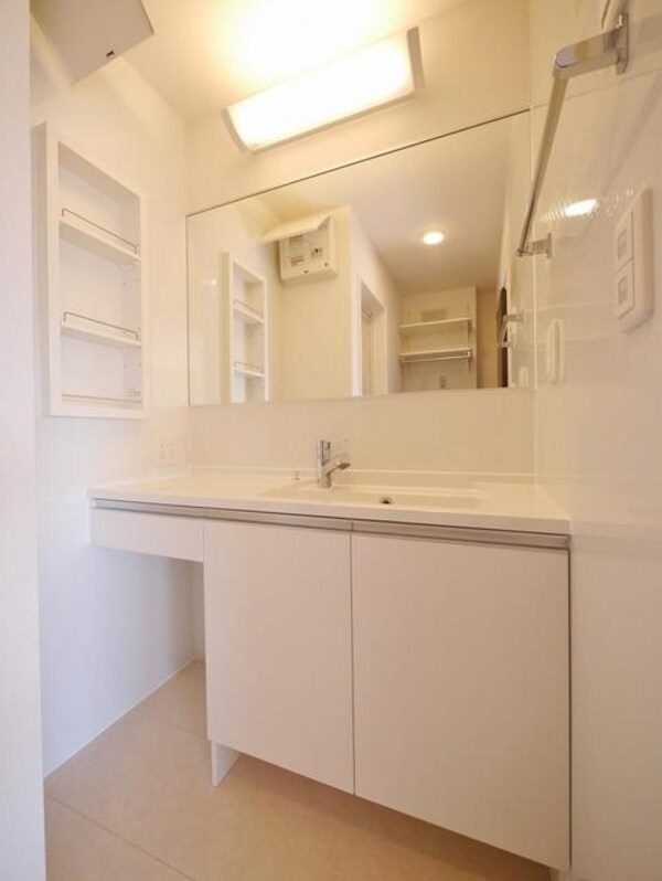 洗面(★大きい鏡の独立洗面台★)