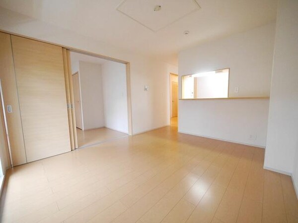 リビング・居室(★10.8帖のLDKです★)