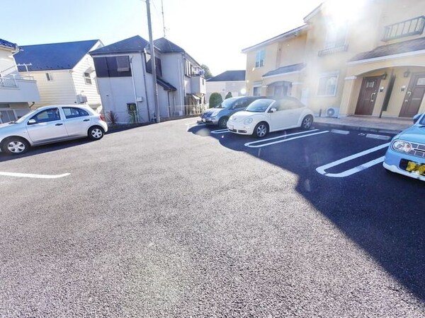 駐車場(★駐車場★)