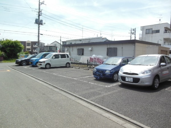駐車場(★敷地内駐車場です★)