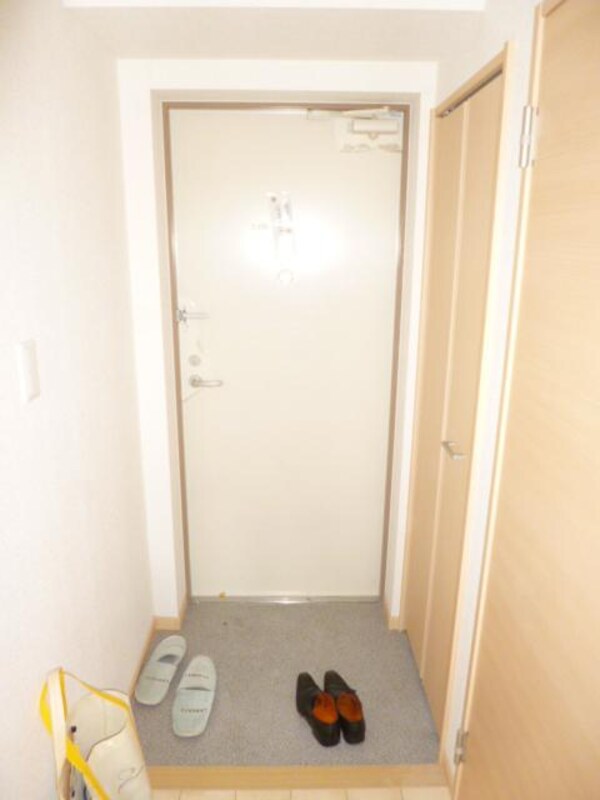 玄関(☆玄関広いですよ☆)