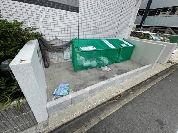 駐車場(駐車場)