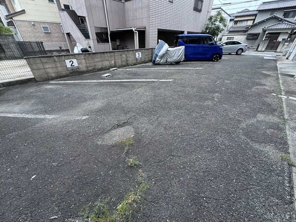駐車場(駐車場)