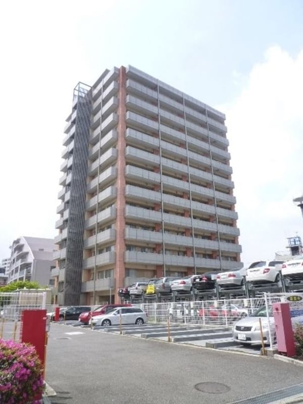 外観(１３階建て)