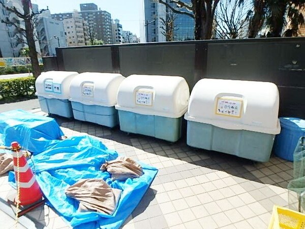 共有部分(ごみ置き場)