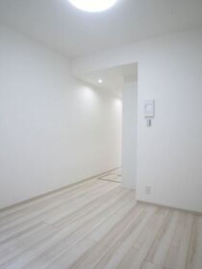 物件内観写真15　(リビング/居室)