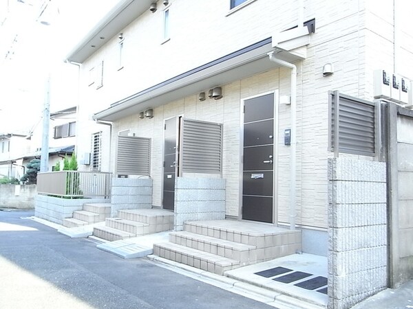 ロビー(アパート入り口)