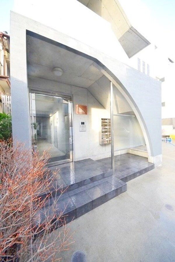 エントランス(エントランス)