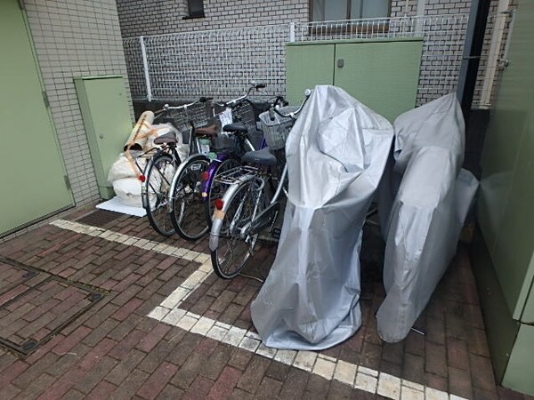 その他(駐輪場)