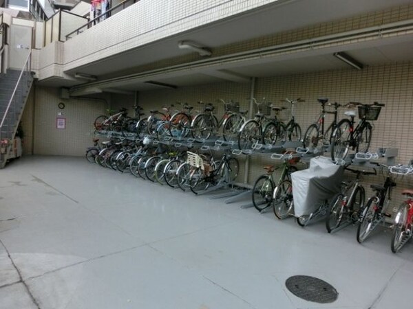 共有部分(★自転車置き場です★)